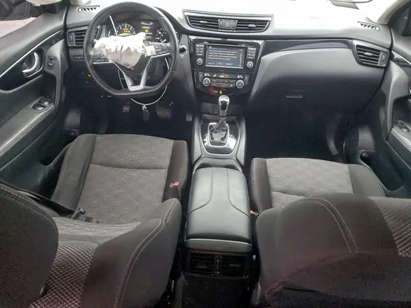 JN1BJ1CP3HW016757 2017 NISSAN ROGUE - Image 8