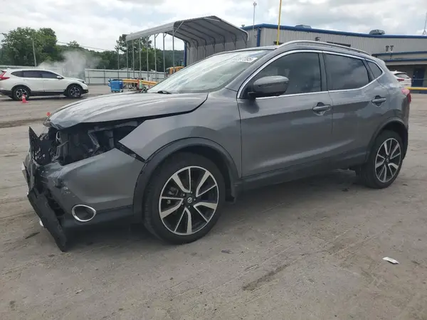 JN1BJ1CP3HW018394 2017 NISSAN ROGUE - Image 1