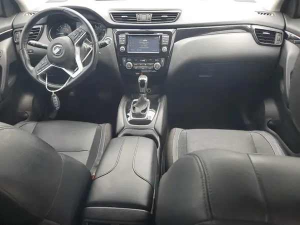 JN1BJ1CP3HW018394 2017 NISSAN ROGUE - Image 8