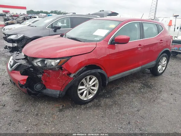 JN1BJ1CP3HW019903 2017 NISSAN ROGUE - Image 2