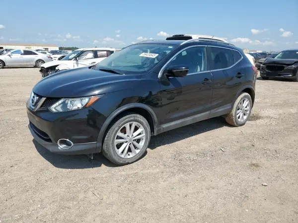 JN1BJ1CP3HW021084 2017 NISSAN ROGUE - Image 1