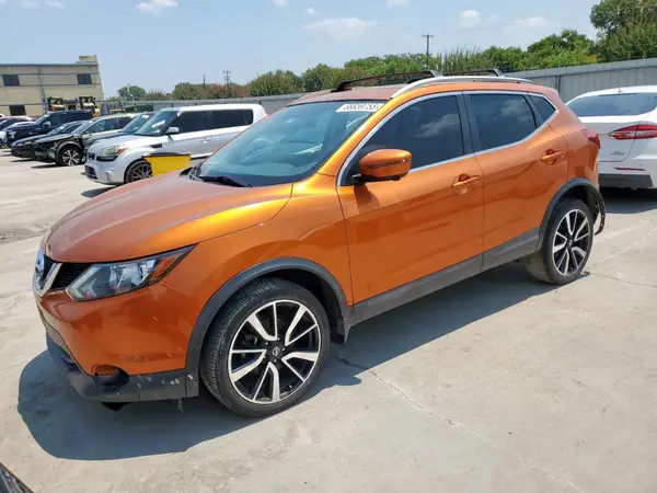 JN1BJ1CP3HW026849 2017 NISSAN ROGUE - Image 1