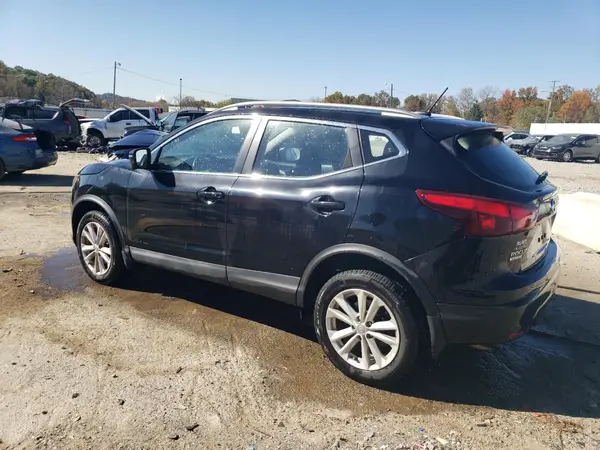 JN1BJ1CP3HW026902 2017 NISSAN ROGUE - Image 2
