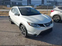 JN1BJ1CP3HW029735 2017 NISSAN ROGUE