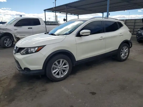 JN1BJ1CP3HW030139 2017 NISSAN ROGUE - Image 1