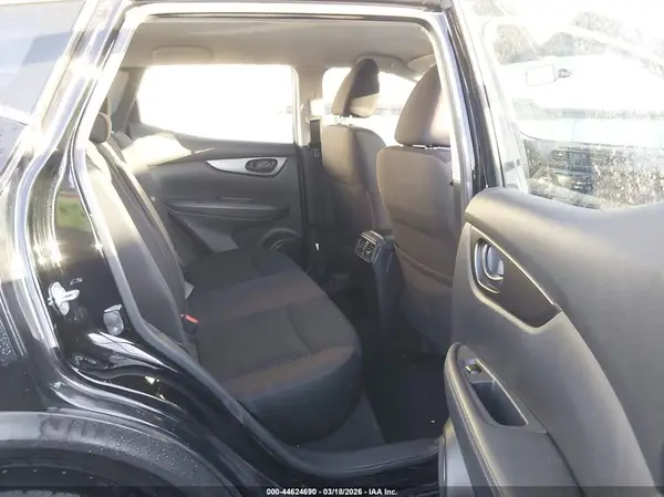 JN1BJ1CP3HW031016 2017 NISSAN ROGUE - Image 8