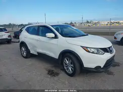 JN1BJ1CP3HW033025 2017 NISSAN ROGUE