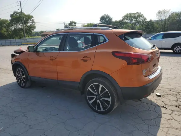 JN1BJ1CP3HW033350 2017 NISSAN ROGUE - Image 2