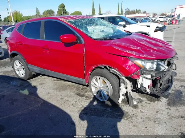 JN1BJ1CP3HW035275 2017 NISSAN ROGUE - Image 1