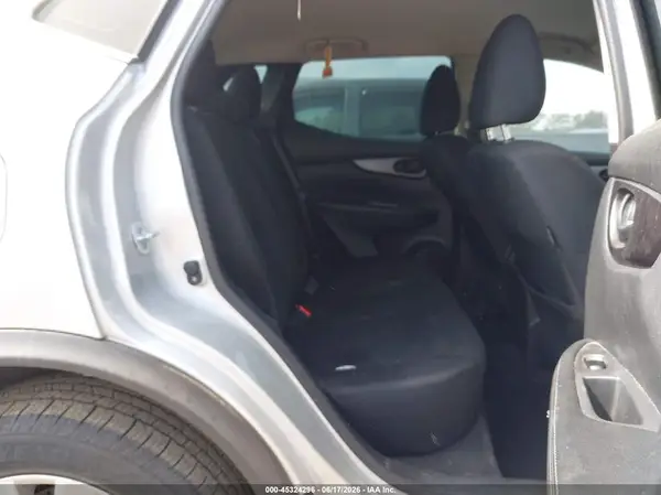 JN1BJ1CP3HW036300 2017 NISSAN ROGUE - Image 8