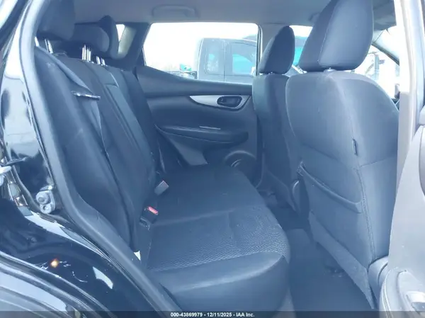 JN1BJ1CP3HW036359 2017 NISSAN ROGUE - Image 8