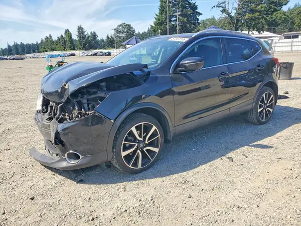 JN1BJ1CP3JW100258 2018 NISSAN ROGUE - Image 1