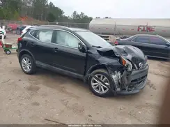 JN1BJ1CP3JW101801 2018 NISSAN ROGUE