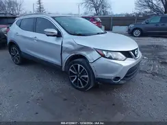 JN1BJ1CP3JW102639 2018 NISSAN ROGUE