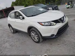 JN1BJ1CP3JW107226 2018 NISSAN ROGUE