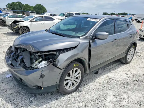 JN1BJ1CP3JW151615 2018 NISSAN ROGUE - Image 1