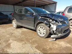 JN1BJ1CP3JW152554 2018 NISSAN ROGUE