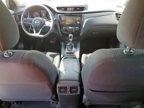 JN1BJ1CP3JW159570 2018 NISSAN ROGUE - Image 8