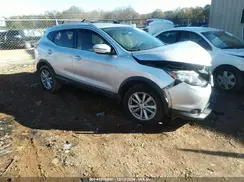 JN1BJ1CP3JW162680 2018 NISSAN ROGUE