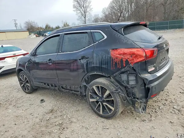JN1BJ1CP3JW163831 2018 NISSAN ROGUE - Image 2