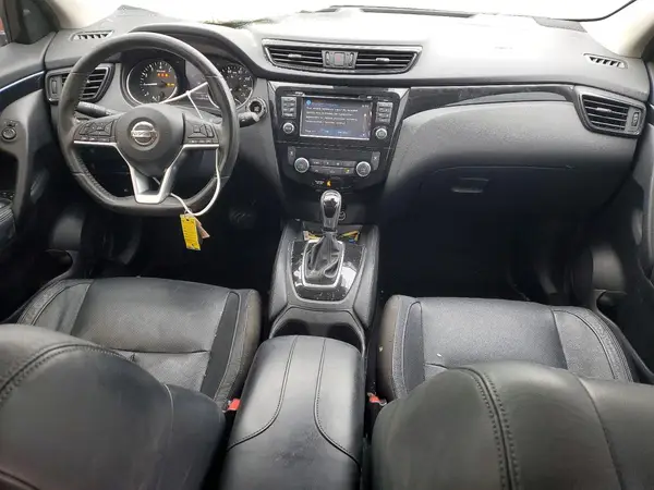 JN1BJ1CP3JW163831 2018 NISSAN ROGUE - Image 8