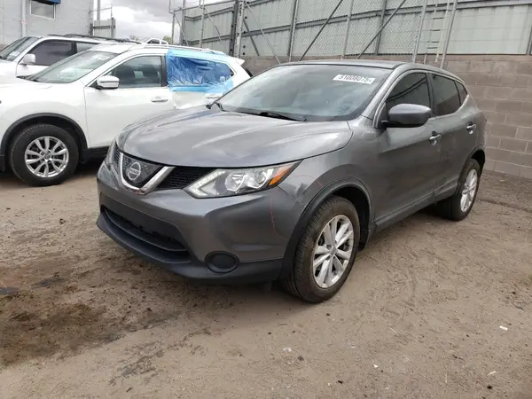 JN1BJ1CP3JW180516 2018 NISSAN ROGUE - Image 1