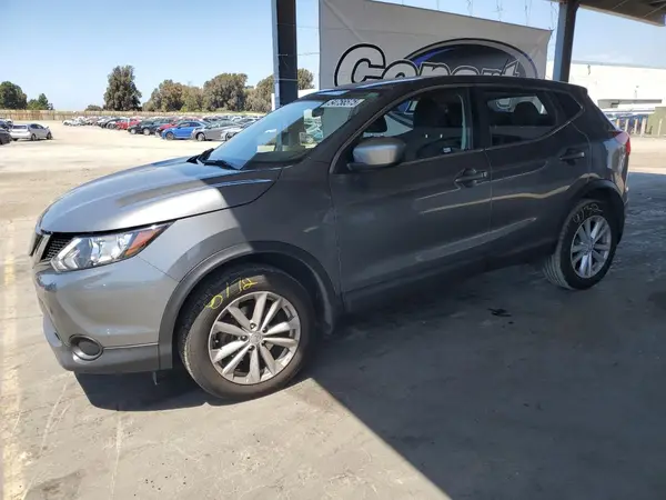JN1BJ1CP3JW184128 2018 NISSAN ROGUE - Image 1