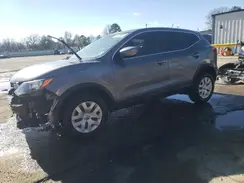 JN1BJ1CP3JW184775 2018 NISSAN ROGUE