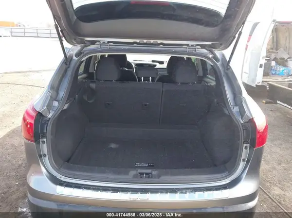 JN1BJ1CP3JW186901 2018 NISSAN ROGUE - Image 8