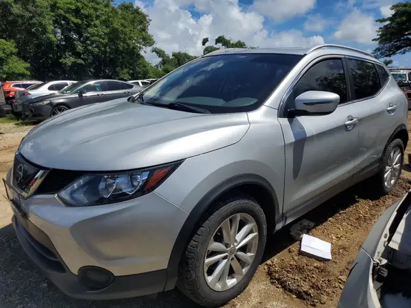 JN1BJ1CP3JW190379 2018 NISSAN ROGUE - Image 1