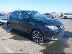 JN1BJ1CP3JW196022 2018 NISSAN ROGUE