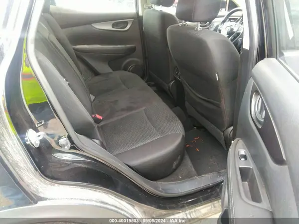 JN1BJ1CP3JW501194 2018 NISSAN ROGUE - Image 8