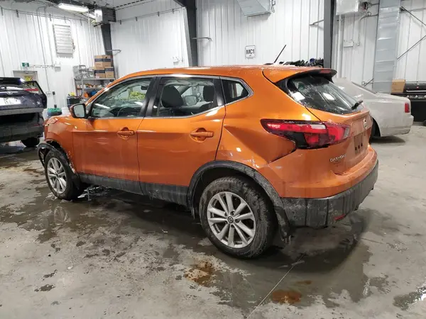 JN1BJ1CP3KW216593 2019 NISSAN ROGUE - Image 2
