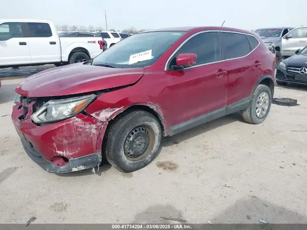 JN1BJ1CP3KW218361 2019 NISSAN ROGUE - Image 2