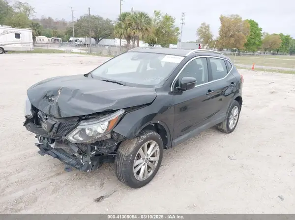 JN1BJ1CP3KW528963 2019 NISSAN ROGUE - Image 2