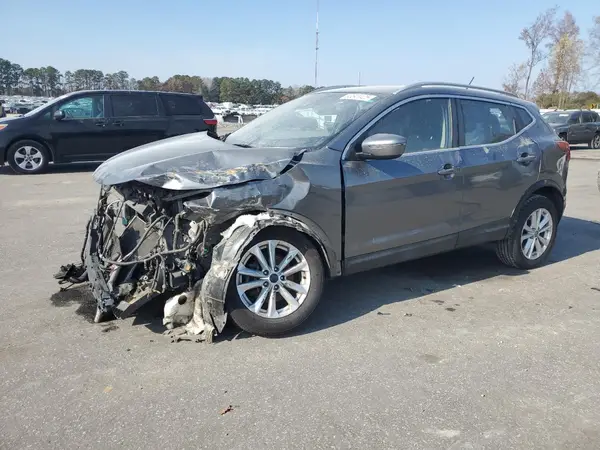 JN1BJ1CP3KW529580 2019 NISSAN ROGUE - Image 1