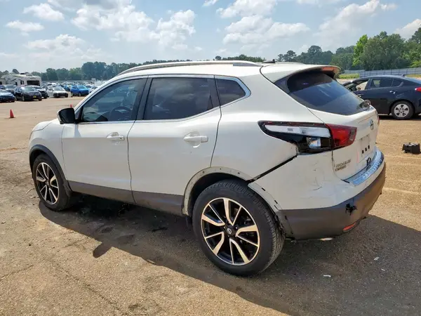 JN1BJ1CP4HW003046 2017 NISSAN ROGUE - Image 2