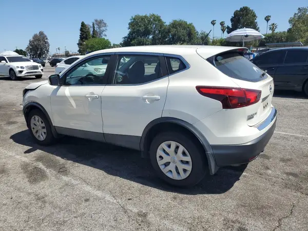 JN1BJ1CP4HW003239 2017 NISSAN ROGUE - Image 2