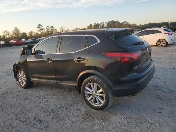 JN1BJ1CP4HW005234 2017 NISSAN ROGUE - Image 2