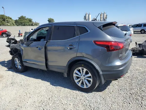 JN1BJ1CP4HW007341 2017 NISSAN ROGUE - Image 2