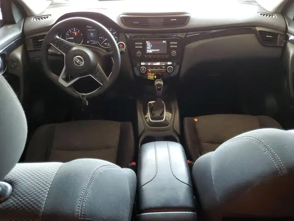 JN1BJ1CP4HW010742 2017 NISSAN ROGUE - Image 8