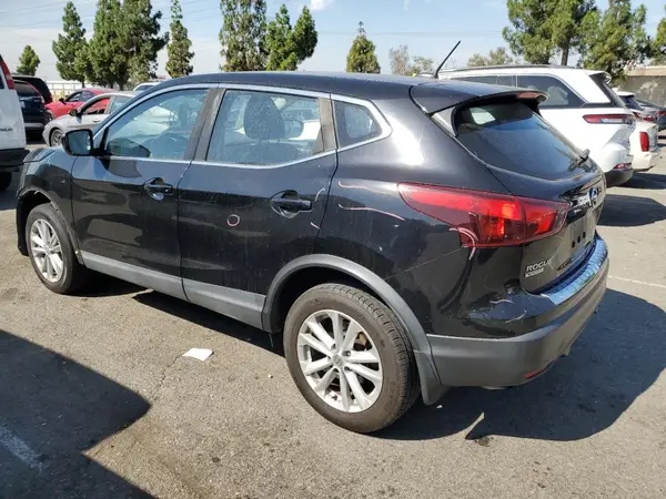 JN1BJ1CP4HW012524 2017 NISSAN ROGUE - Image 2