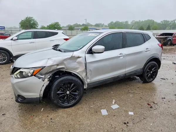 JN1BJ1CP4HW013981 2017 NISSAN ROGUE - Image 1