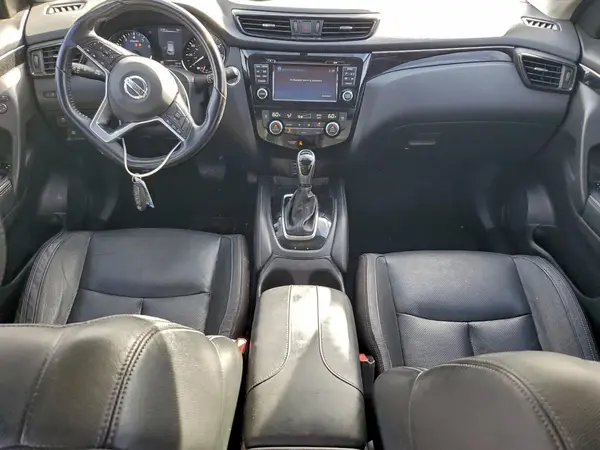 JN1BJ1CP4HW016153 2017 NISSAN ROGUE - Image 8