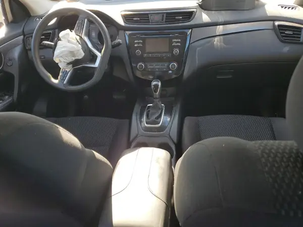 JN1BJ1CP4HW017805 2017 NISSAN ROGUE - Image 8
