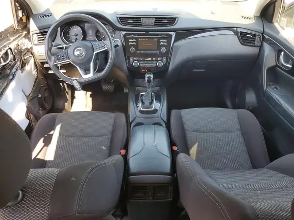 JN1BJ1CP4HW018534 2017 NISSAN ROGUE - Image 8