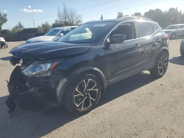 JN1BJ1CP4HW022549 2017 NISSAN ROGUE - Image 1