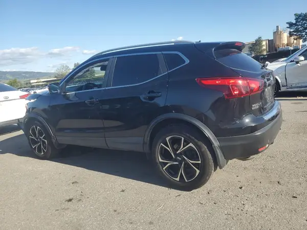 JN1BJ1CP4HW022549 2017 NISSAN ROGUE - Image 2