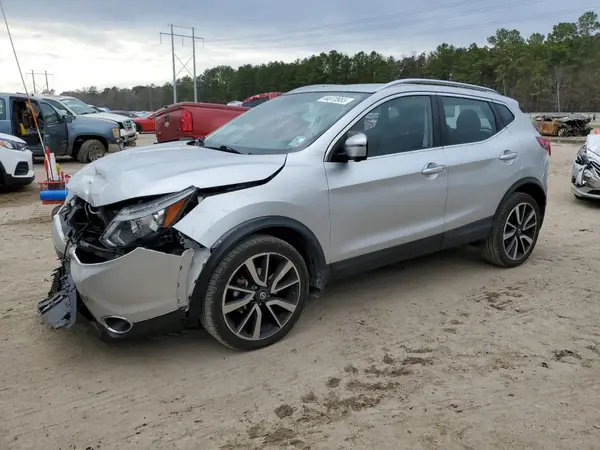 JN1BJ1CP4HW023457 2017 NISSAN ROGUE - Image 1