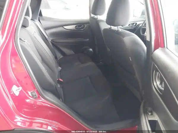 JN1BJ1CP4HW028271 2017 NISSAN ROGUE - Image 8